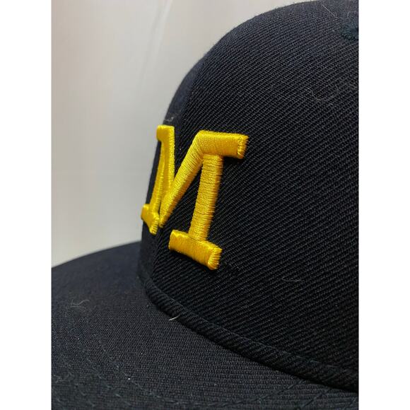 Michigan Wolverines, bundle. Michael Jordan hat with infant 18M clothing​ - Picture 8 of 14